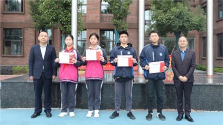 這一刻，你們閃耀郡園｜郡華學(xué)校微周刊（10.26—10.31）