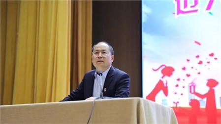 家校共育，攜手同行｜長郡郡華學(xué)校不一樣的家長會