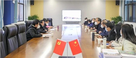 郡華學(xué)校迎接市教體局語言文字達(dá)標(biāo)建設(shè)評(píng)估驗(yàn)收
