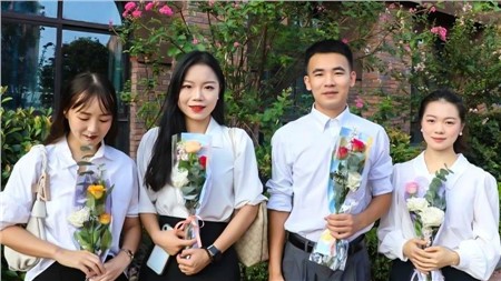 你們的高光時(shí)刻，不止是今天丨祝郡華全體教師節(jié)日快樂(lè)！